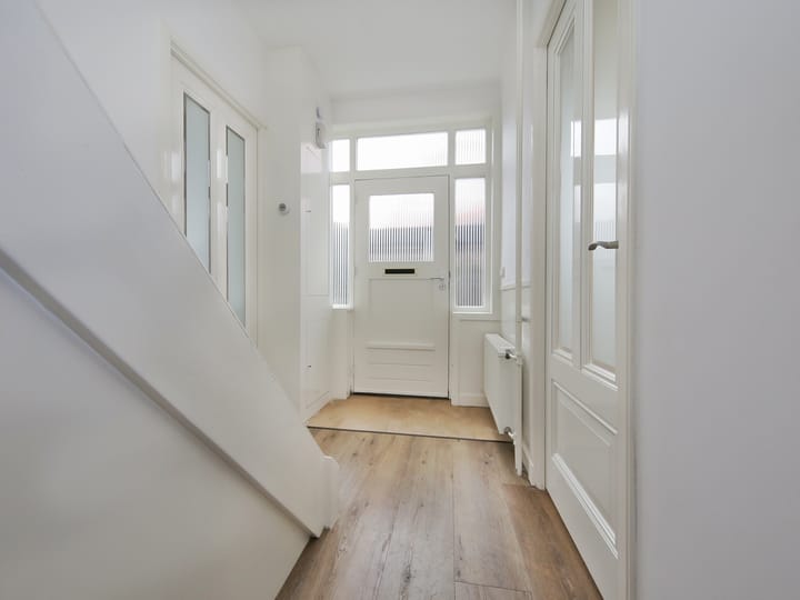 Photo 4 of Van Oosten de Bruijnstraat 187