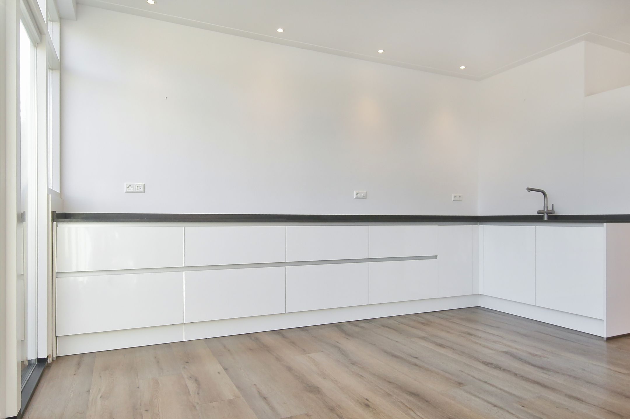 Foto 15 van Van Oosten de Bruijnstraat 187