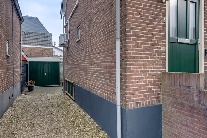 Foto 37 van Spaarpotstraat 8