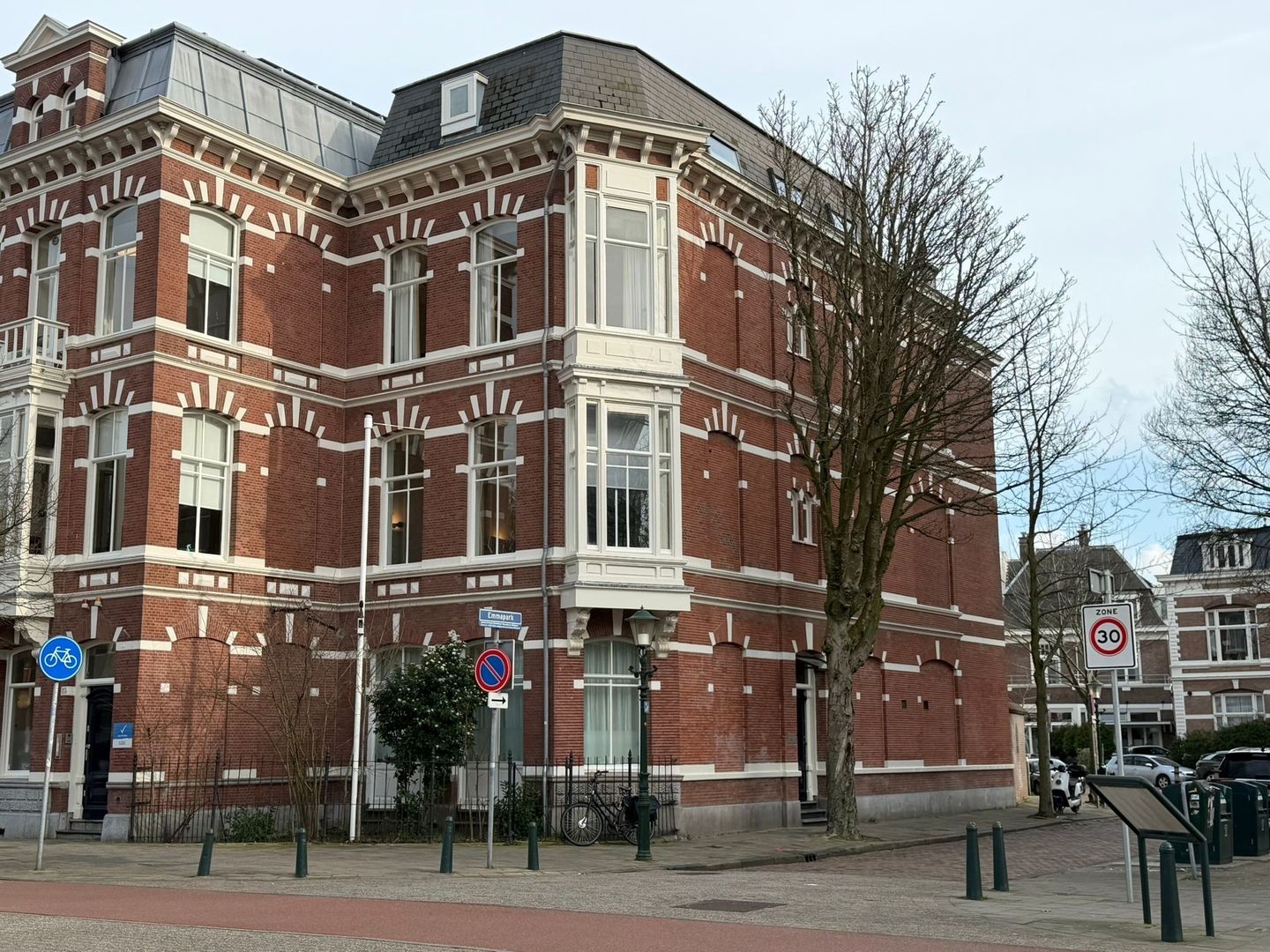 Bekijk foto 1 van Emmapark 2