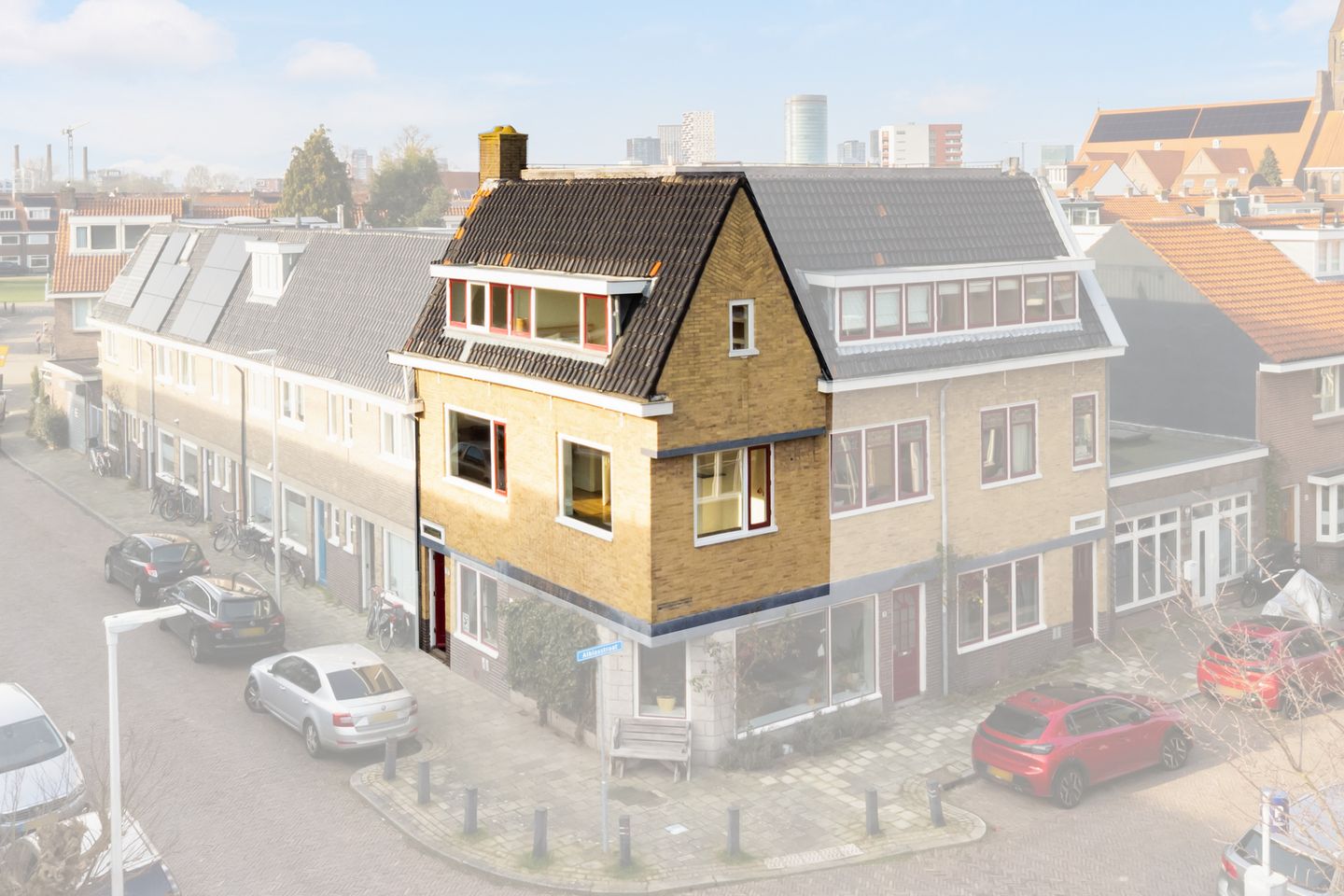 Foto 10 van Volkerakstraat 19-BS