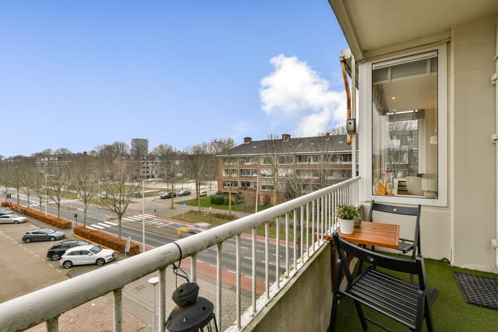 Photo 14 of Van Boshuizenstraat 485