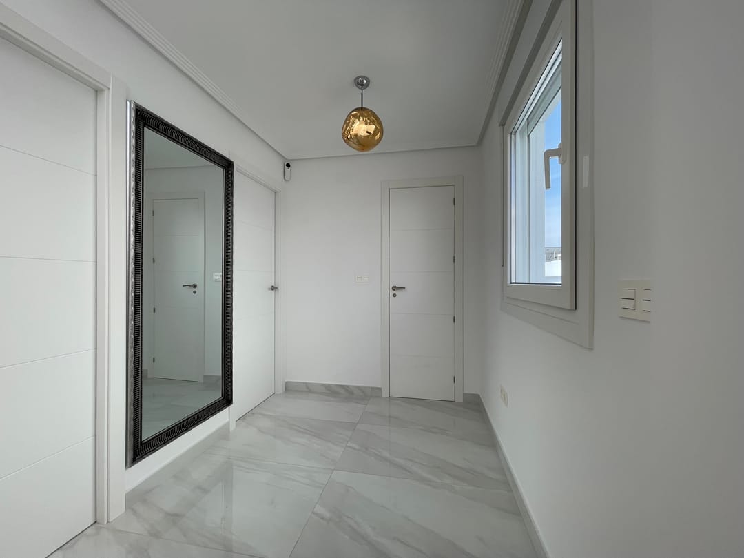 Photo 26 of Carrer Winston Churchill 2, CASA 1