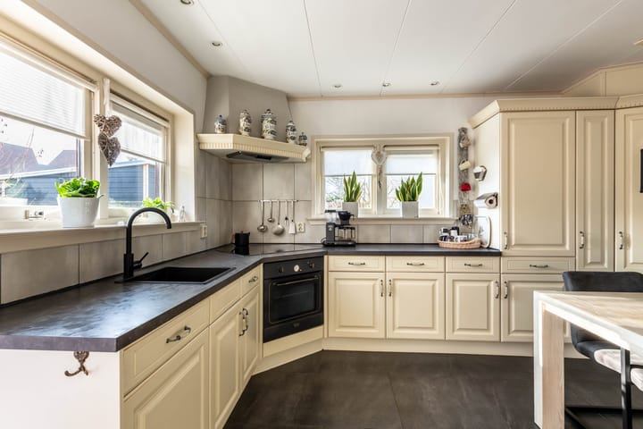 Foto 4 van Aalsmeerderweg 304