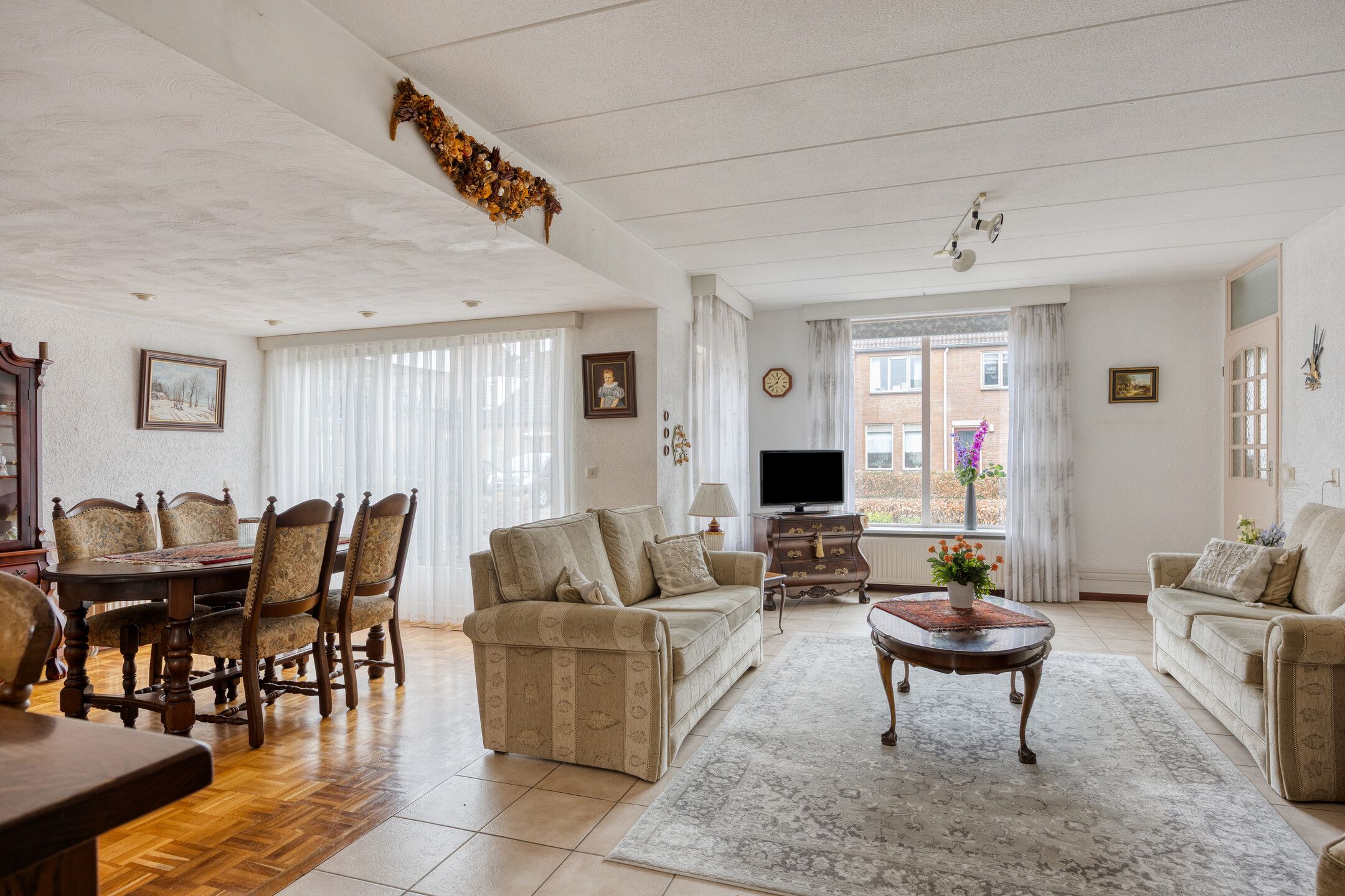 Photo 9 of Klaproos 66