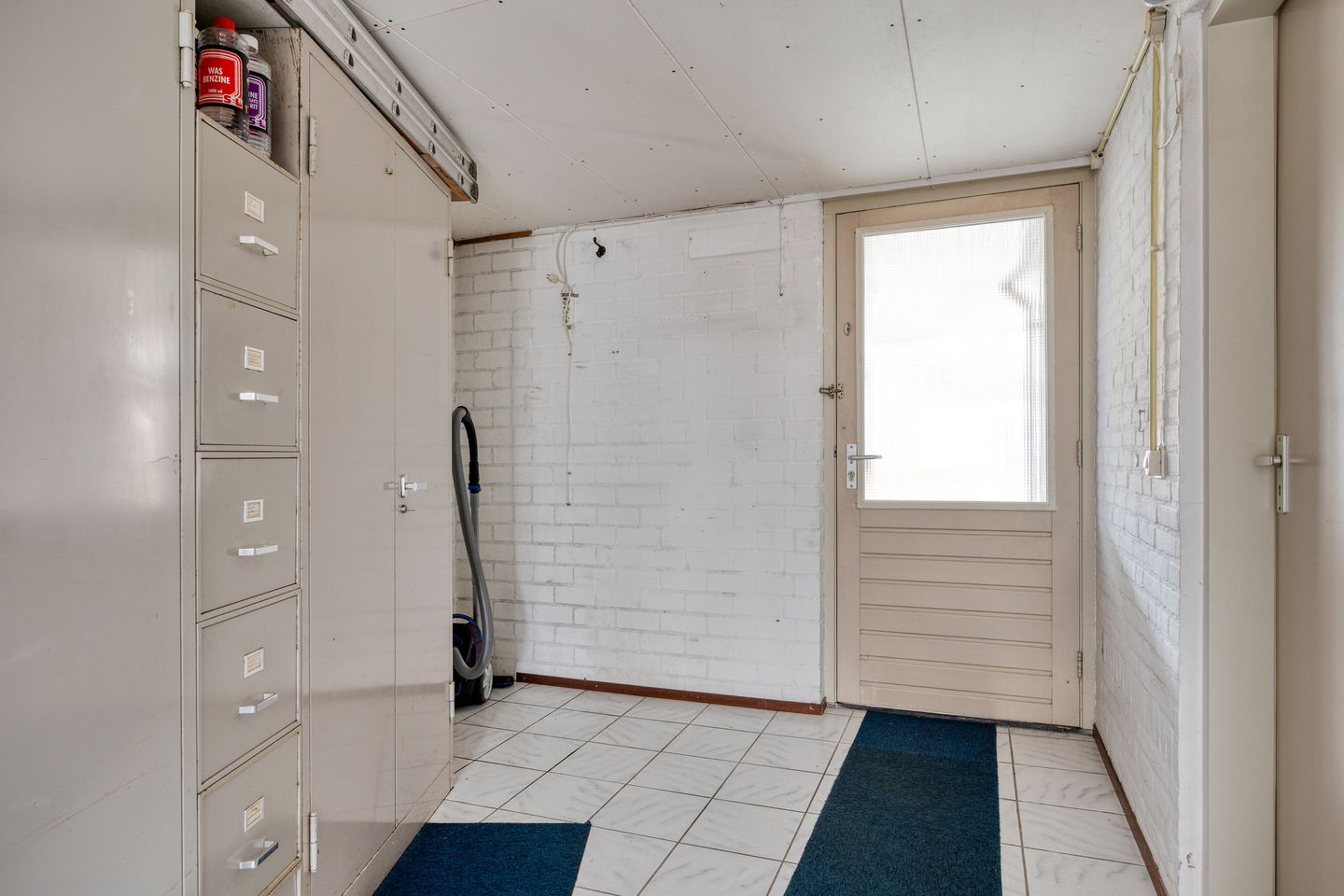 Photo 34 of Klaproos 66