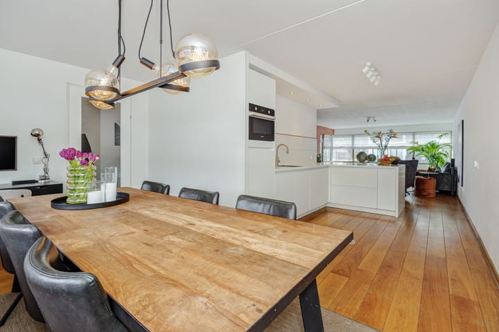 Photo 2 of Vogelstraat 9