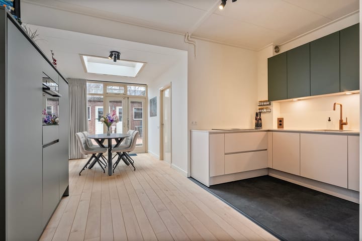 Foto 3 van Niasstraat 15