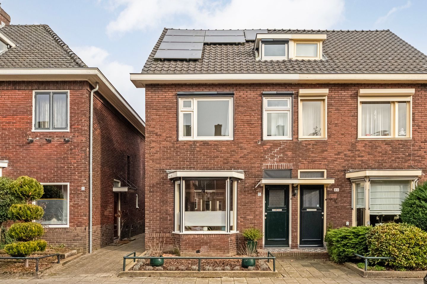 Foto 5 van Niasstraat 15