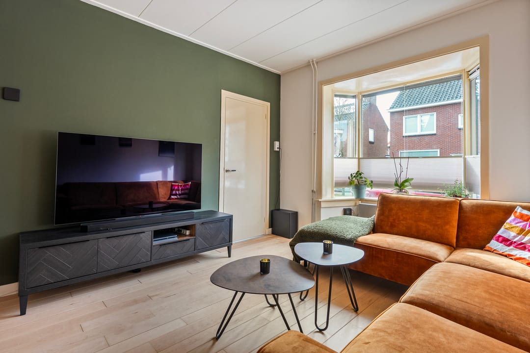 Foto 11 van Niasstraat 15