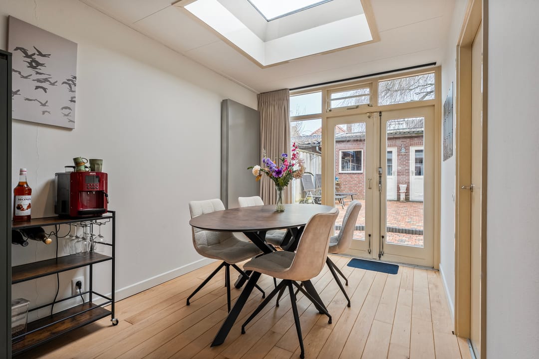 Foto 13 van Niasstraat 15