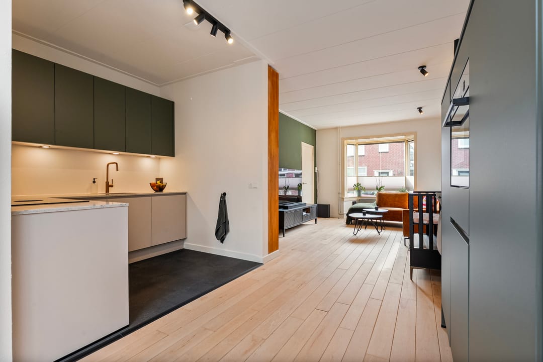 Foto 17 van Niasstraat 15