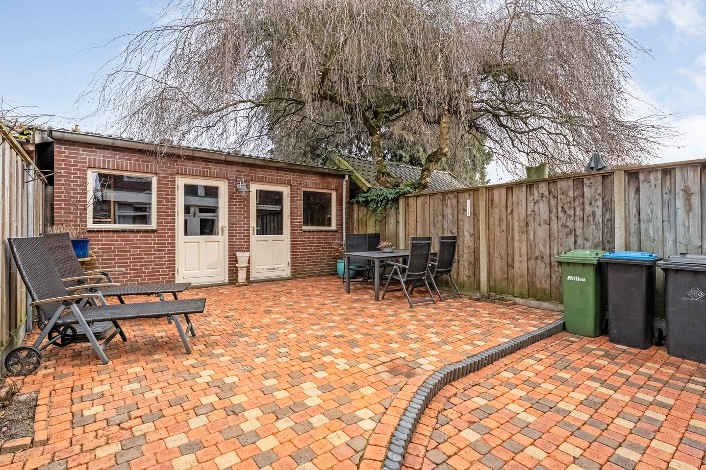 Foto 35 van Niasstraat 15