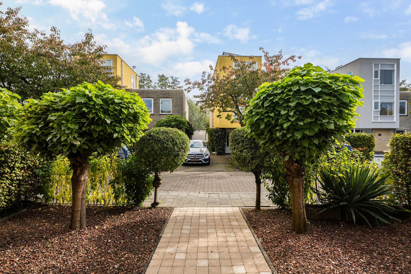 Photo 4 of Von Piekartzmarke 33