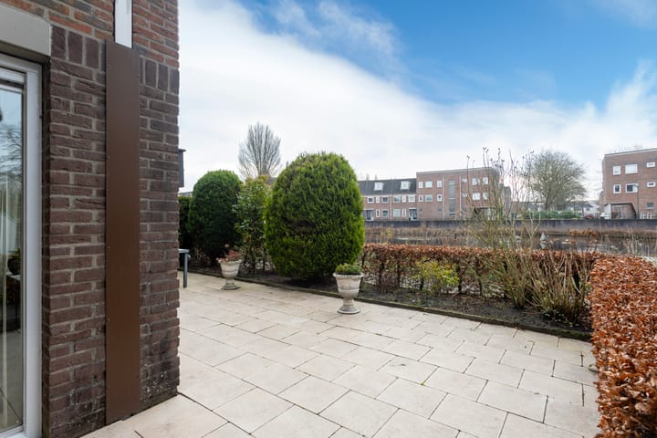 Foto 19 van Aletta Jacobslaan 74