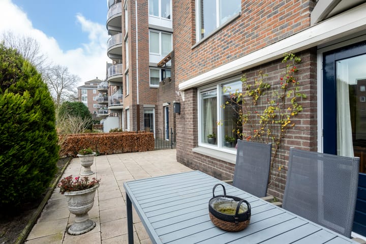 Foto 20 van Aletta Jacobslaan 74