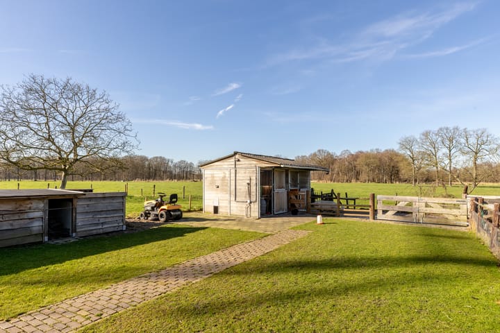 Foto 32 van Udenhoutseweg 25-A