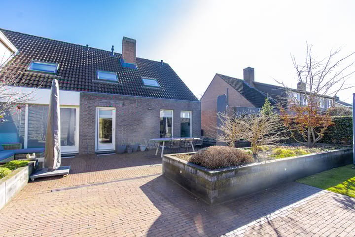 Foto 54 van Burgemeester van Randwijckstraat 48