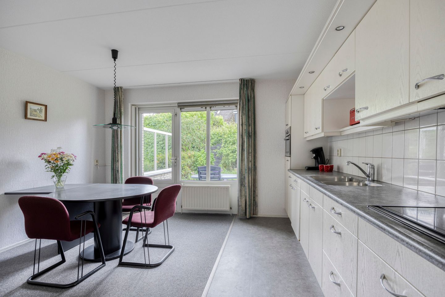 Photo 10 of Merelstraat 2-A