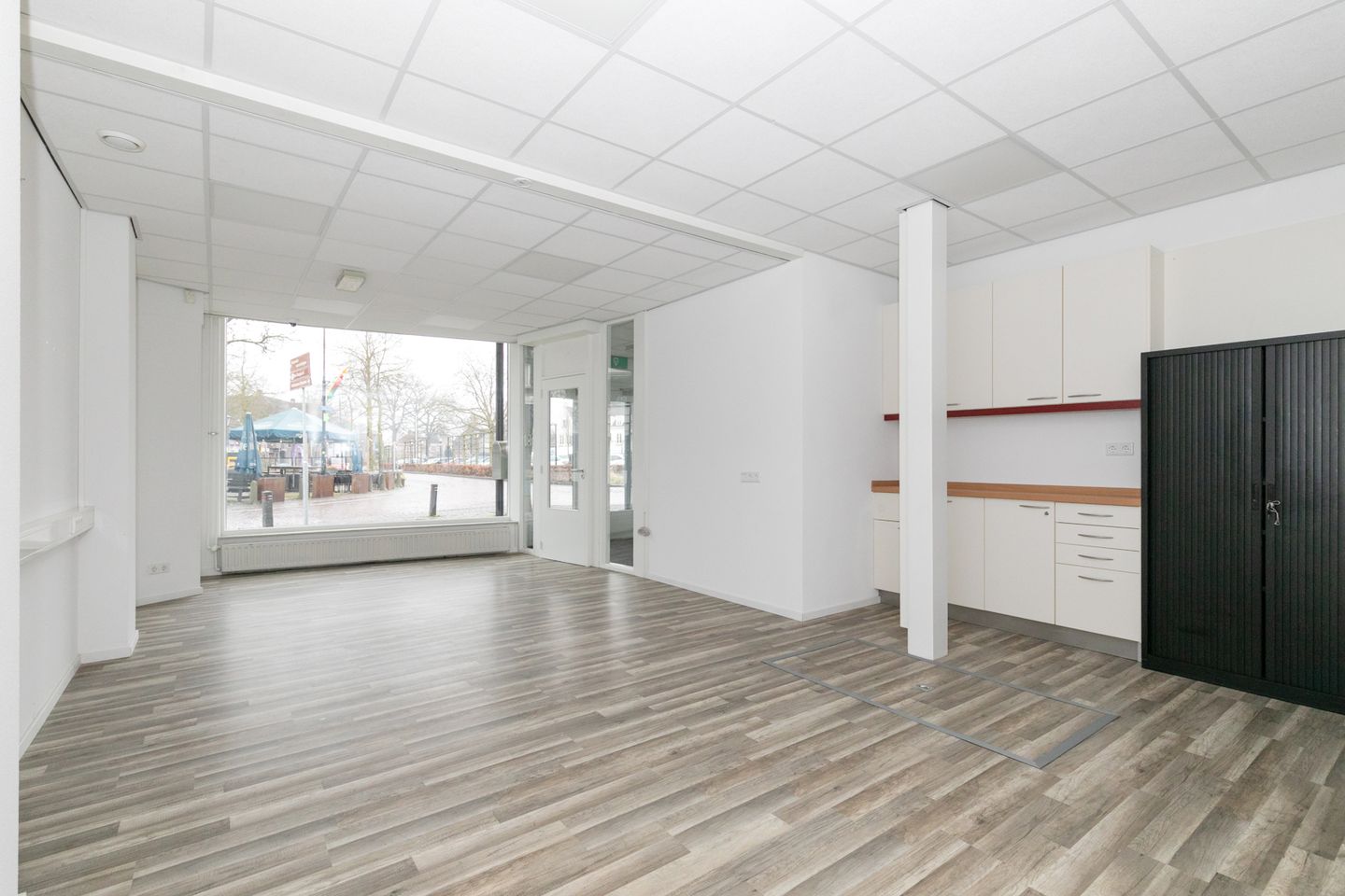 View photo 5 of Kerkstraat 2