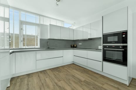 Schierstins 28 secondary image