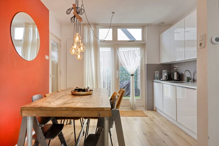 Photo 3 of Tollensstraat 38