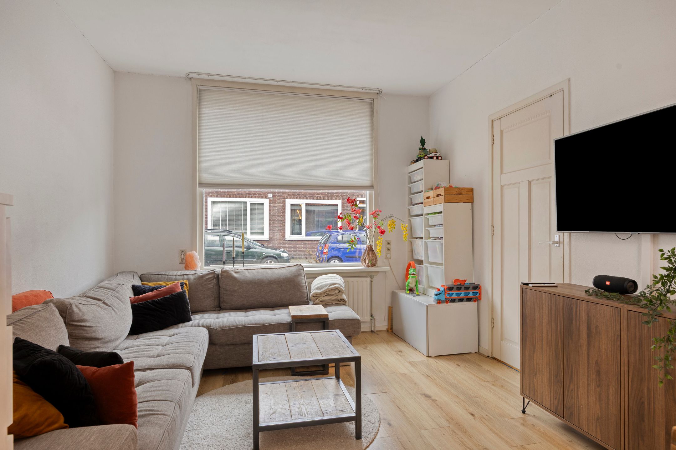 Photo 9 of Tollensstraat 38