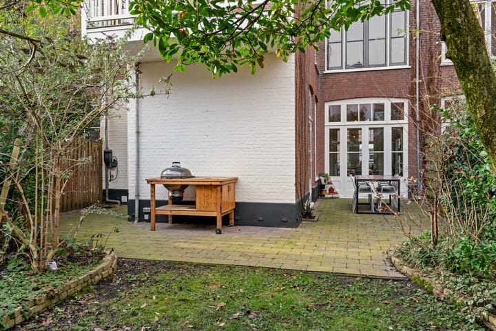 Photo 3 of Valkenboskade 27