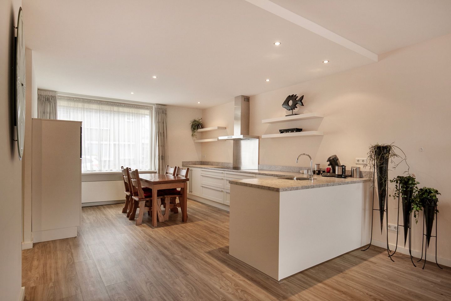 Photo 14 of Baristraat 4