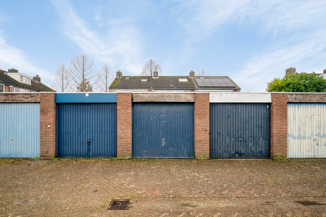 Photo 37 of Baristraat 4