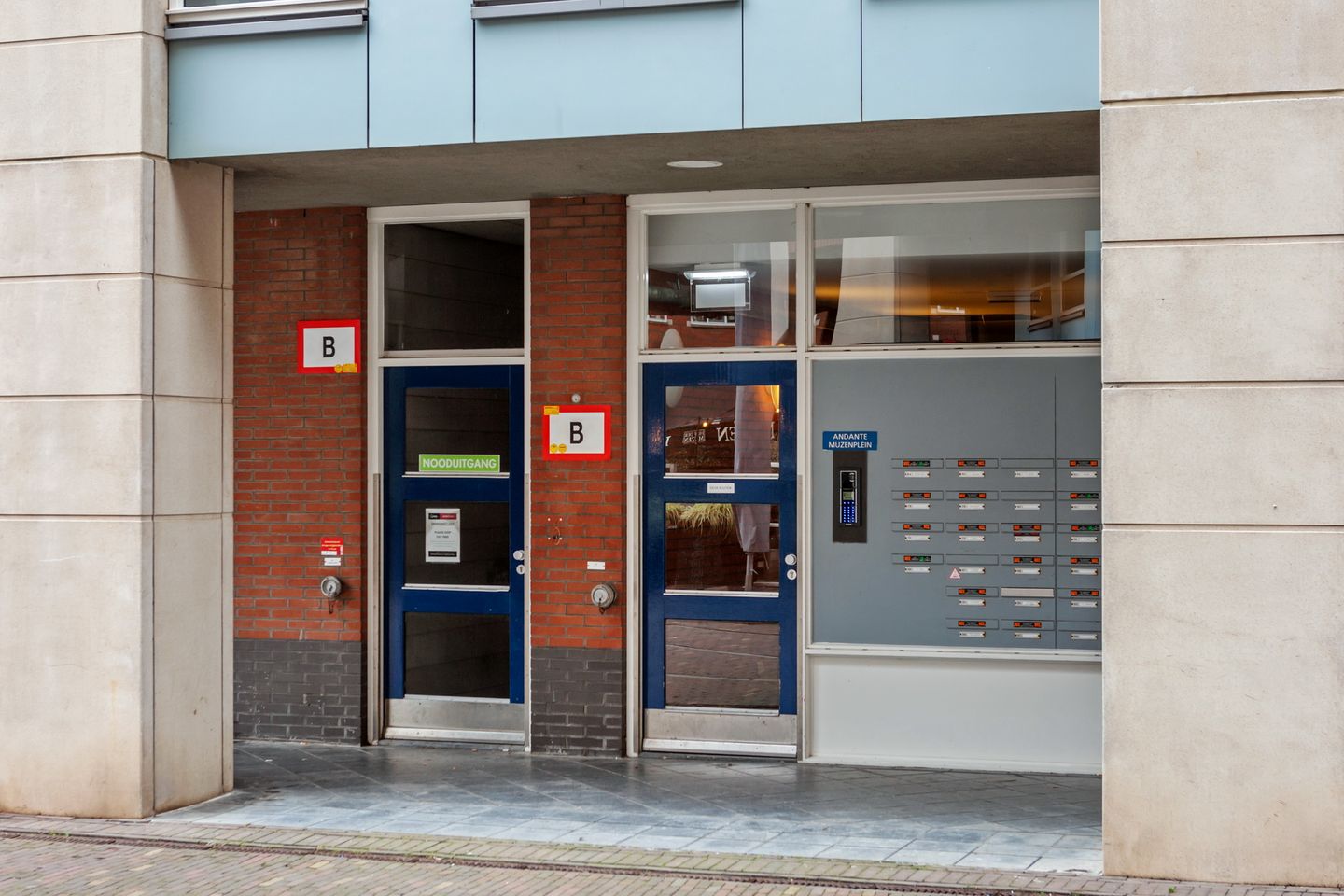 Foto 5 van Muzenplein 57