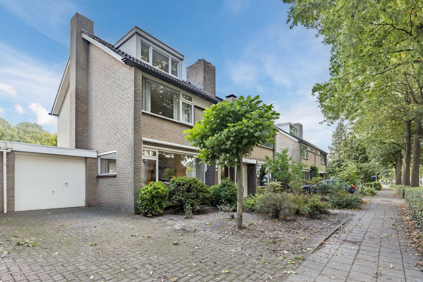 Foto 49 van Albert Schweitzerstraat 10