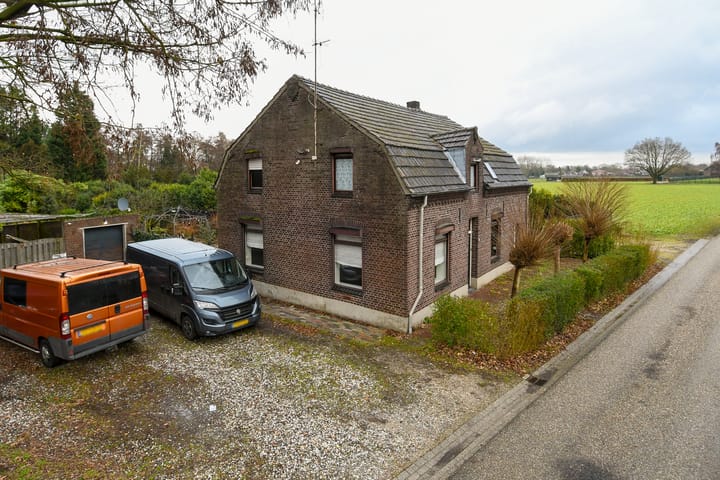 Vrijstaande woning te koop: Overhaelen 1, Haelen