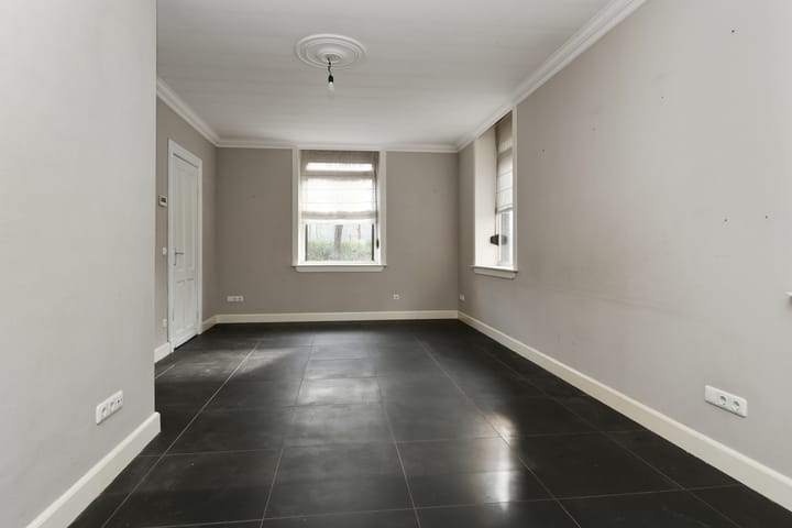 Vrijstaande woning te koop: Overhaelen 1, Haelen