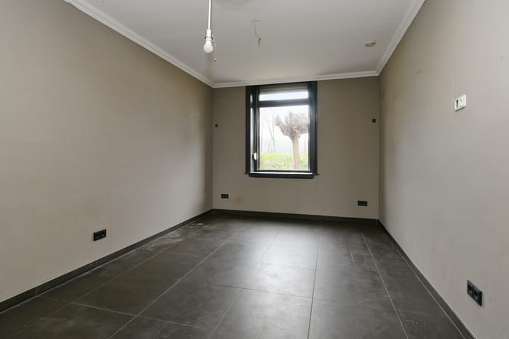 Vrijstaande woning te koop: Overhaelen 1, Haelen