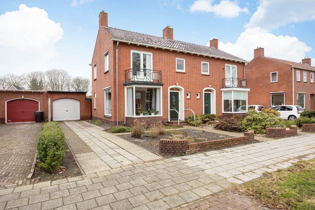 Photo 1 of Prins Bernhardlaan 21