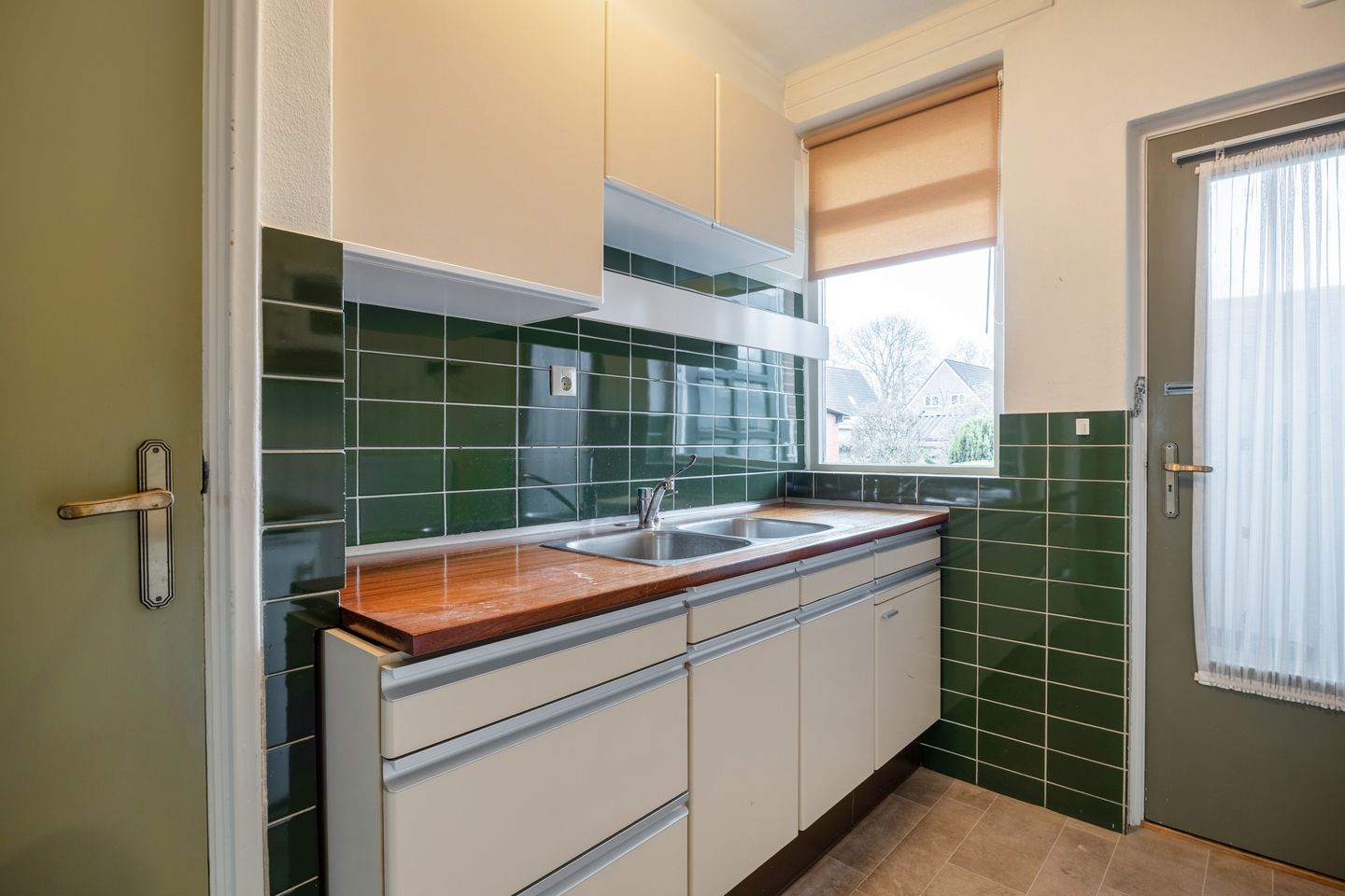 Photo 19 of Prins Bernhardlaan 21