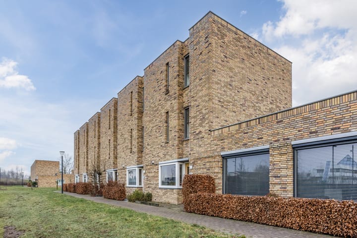 Tussenwoning te koop: Landgraaf 20, Eindhoven