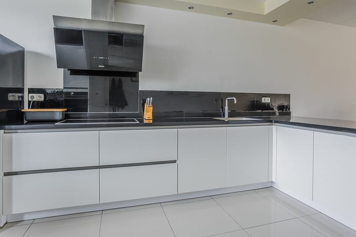 Tussenwoning te koop: Landgraaf 20, Eindhoven