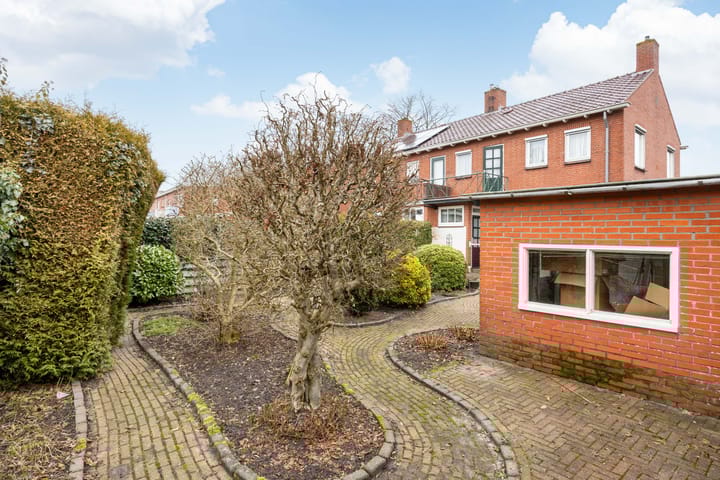 Foto 45 van Prins Bernhardlaan 21