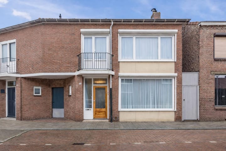 Foto 2 van Vincent van Goghstraat 7