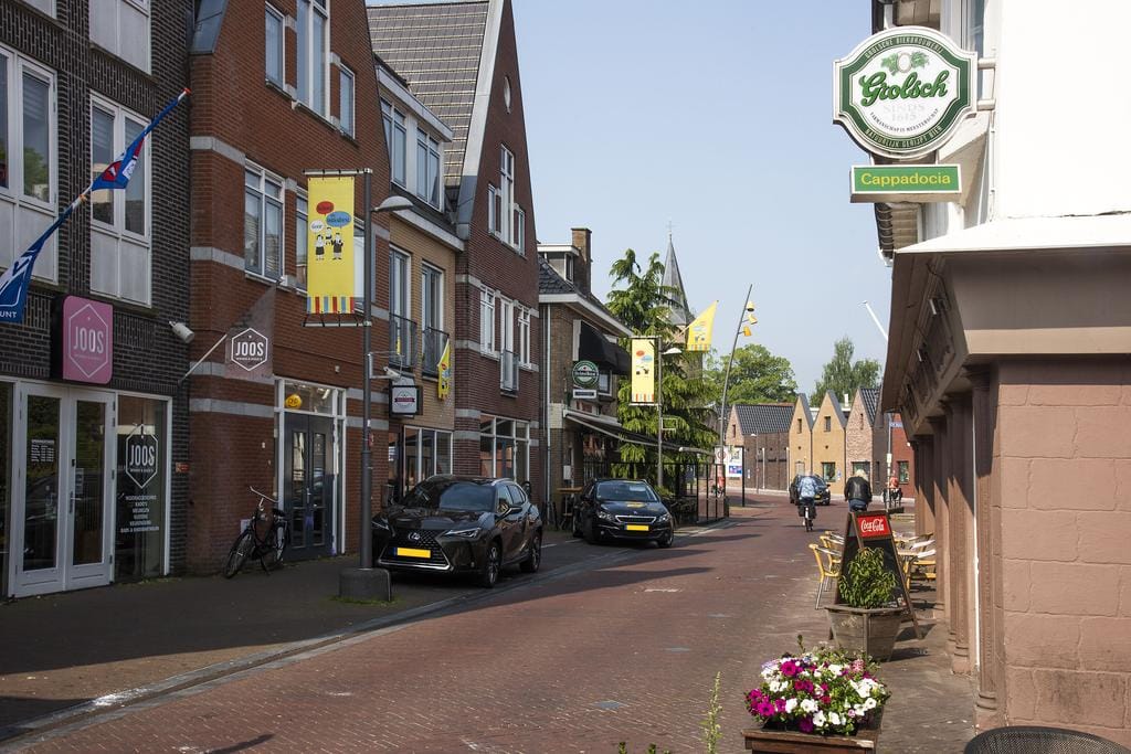 Foto 13 van Grotestraat 149-07