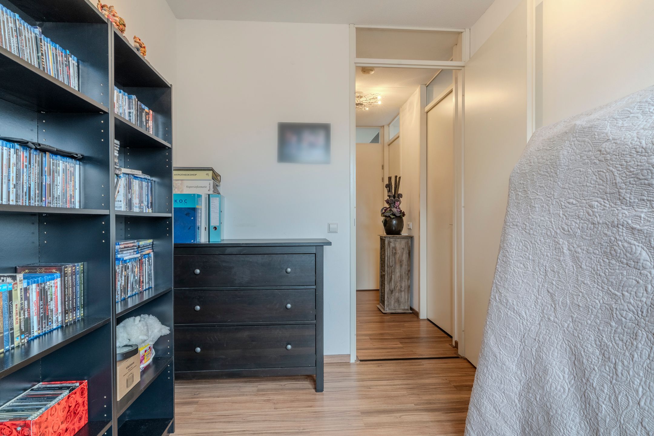 Photo 21 of Voorschotenstraat 11