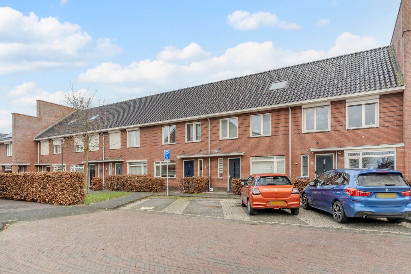 Photo 29 of Voorschotenstraat 11