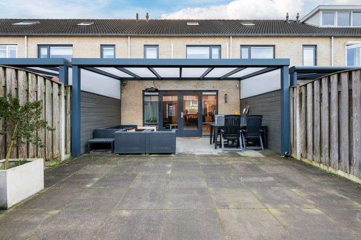 Photo 2 of Churchillstraat 38