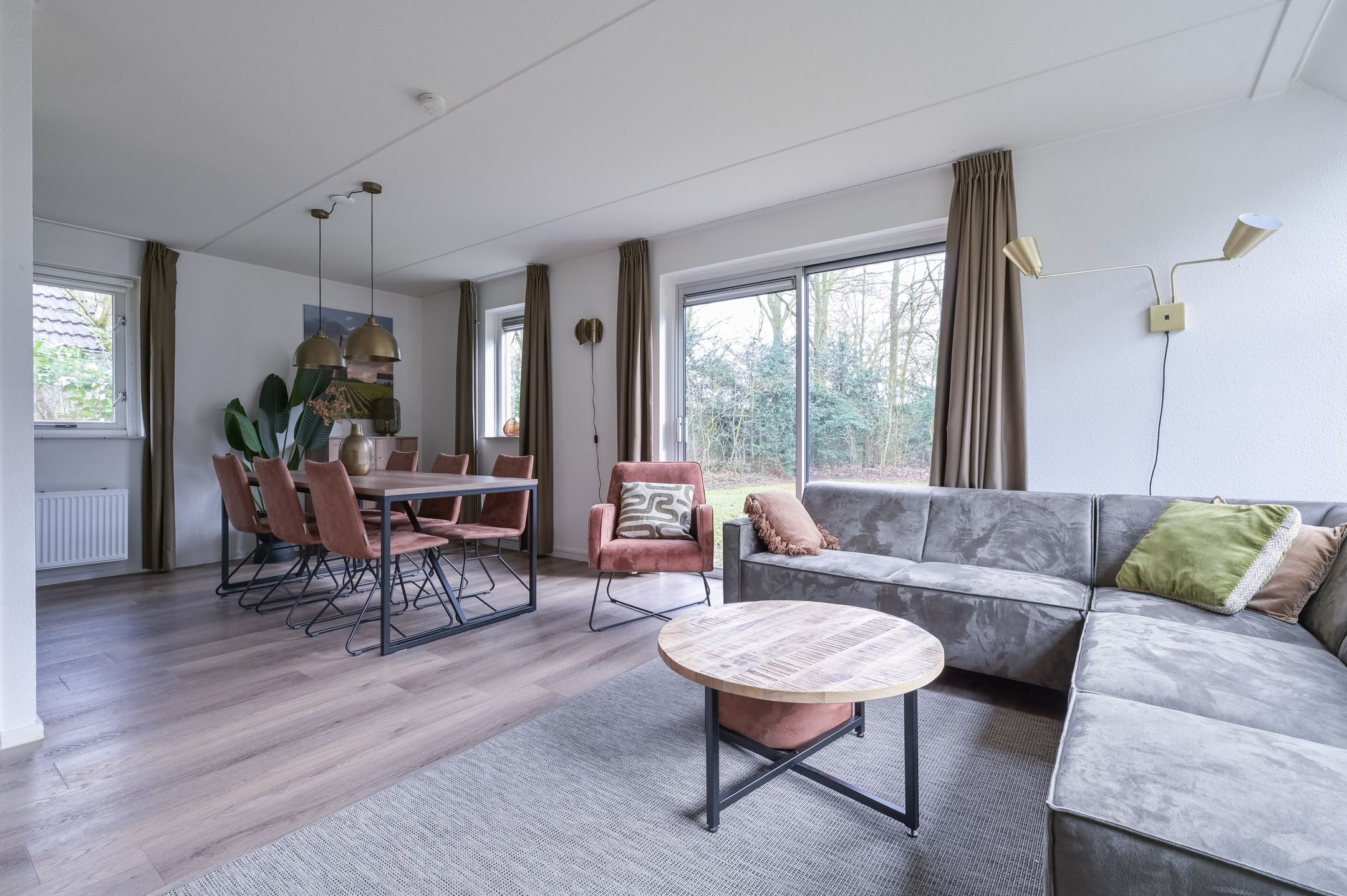 3-bedroom freehold villa in Braamt — photo 4 of 5