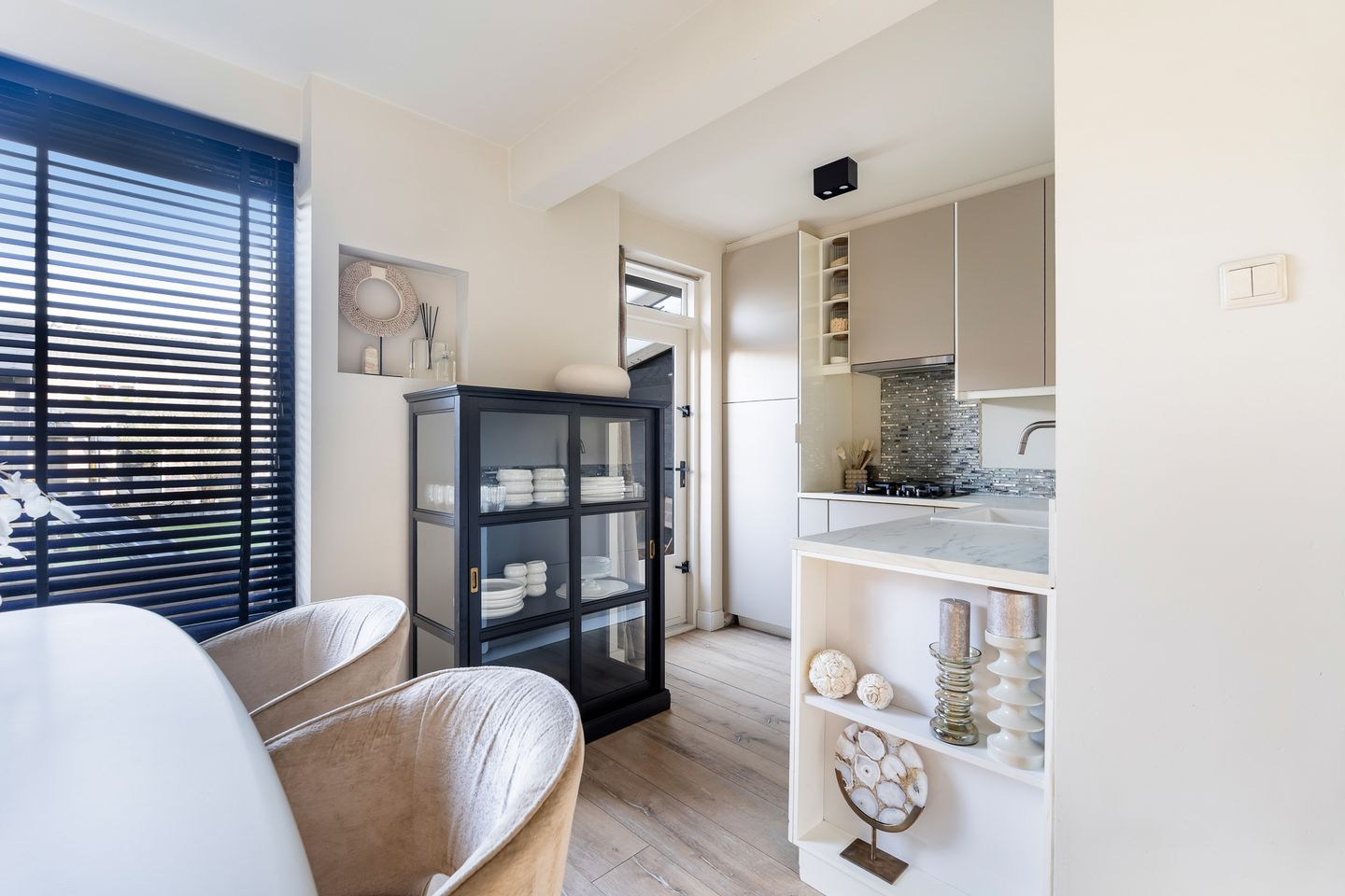 Foto 19 van van Gochstraat 27