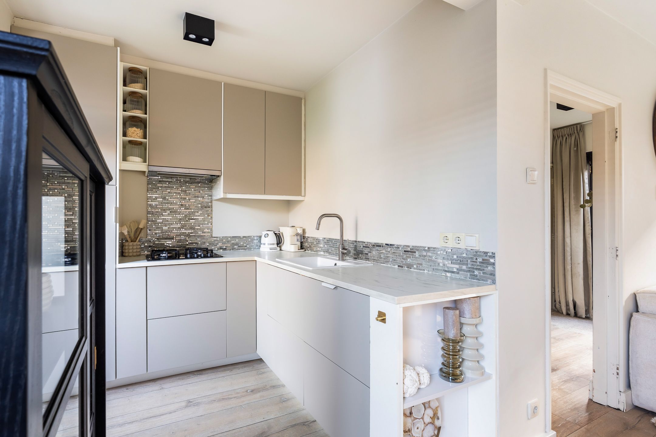 Foto 21 van van Gochstraat 27