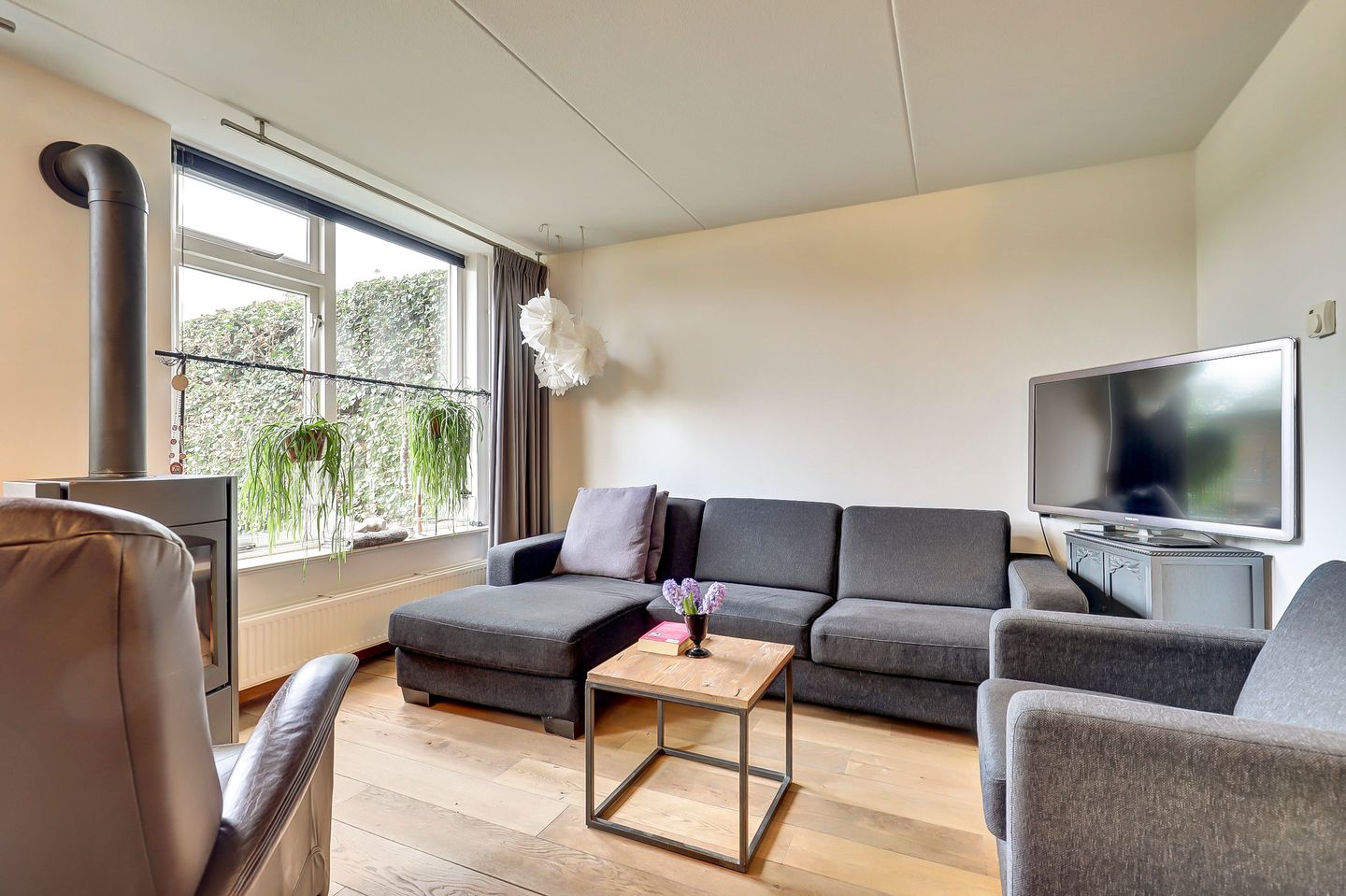 Photo 4 of Wilhelminastraat 4-B