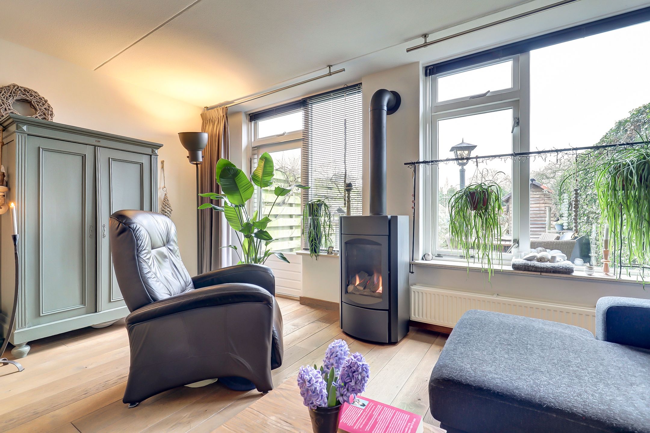 Photo 3 of Wilhelminastraat 4-B